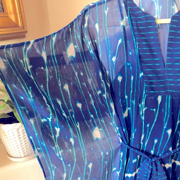 BCBG Max Azria scarf dress, EUC, vibrant + pretty! - Picture 2 of 7